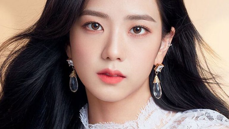 Jisoo – Körpermaße – Größe – Gewicht – Augenfarbe