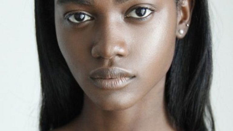 Zuri Tibby – Körpermaße – Größe – Gewicht – Augenfarbe