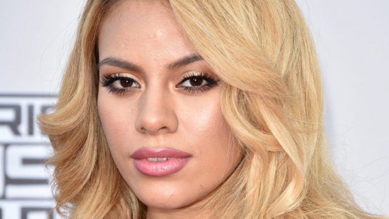 Dinah Jane Hansen – Körpermaße – Größe – Gewicht – Augenfarbe