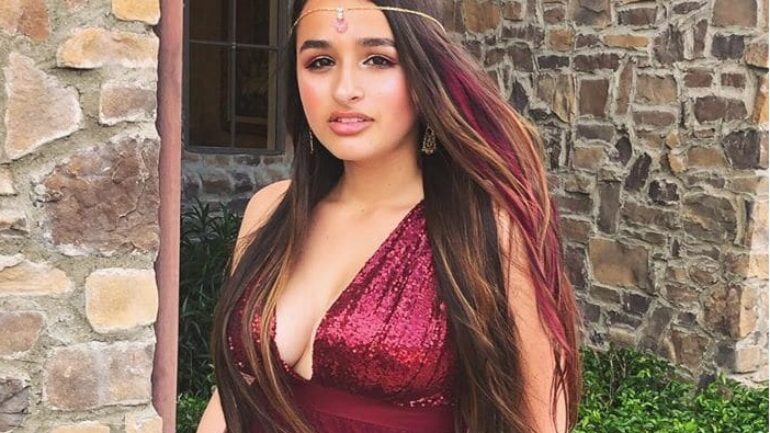 Jazz Jennings – Größe – Gewicht – Körpermaße – Augenfarbe