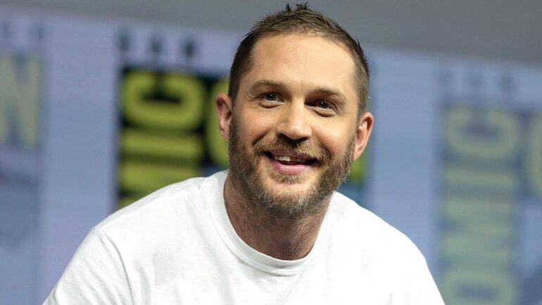 Tom Hardy Größe – Gewicht – Maße – Augenfarbe – Haarfarbe