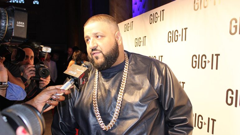 DJ Khaled Größe – Gewicht – Maße – Augenfarbe – Haarfarbe